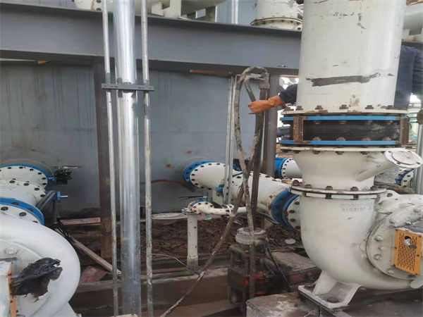 留坝设备基础沉降下沉注浆加固增加荷载